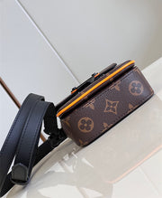 2023 Luxury VL Retro Crossbody bag