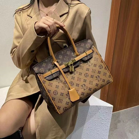 2023  VL  Handbag