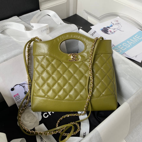 2023 Luxury CC Retro cowhide Handbag