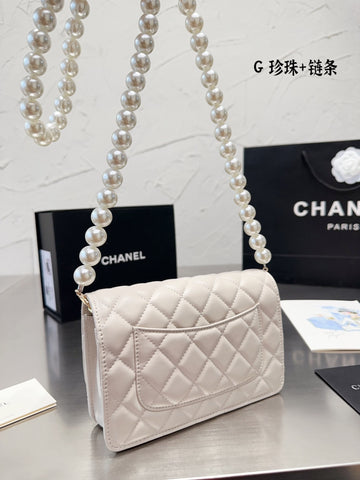 2023 New Luxury pearl Handbag