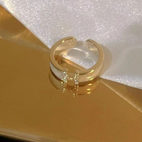 Small fragrant diamond Ring