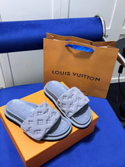 2023 VL Lovers' embossed slippers