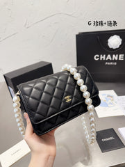 2023 New Luxury pearl Handbag