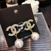 Small fragrant diamond pearl earrings