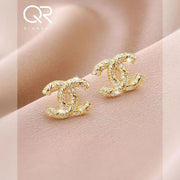 Small fragrant diamond pearl earrings