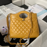 2023 Luxury CC Retro cowhide Handbag