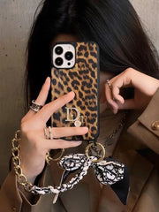 Luxury Leopard print in autumn and winter phone case for iPhone