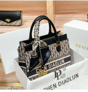 New Luxury senior embroidery cortex Handbag