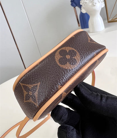 2023 Luxury VL Crossbody bag