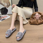 Women's fashion warm artificial fur indoor non-slip comfortable flat slippers