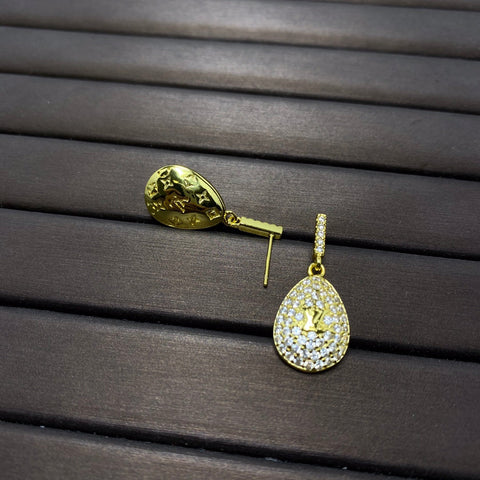 Fashion earrings