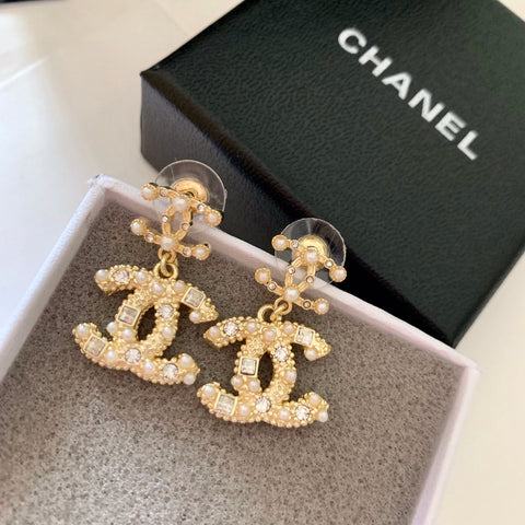 Gold Pearl Earrings