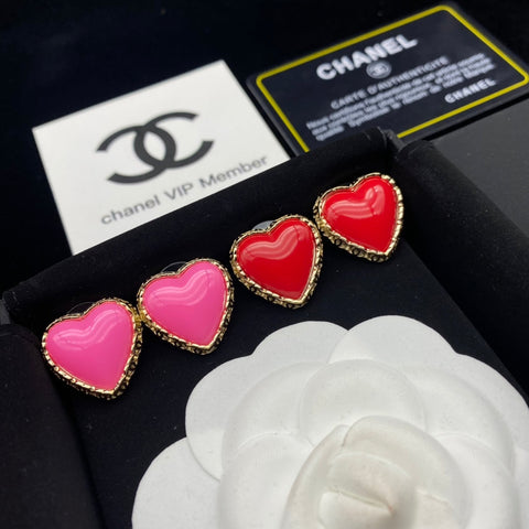 Heart delicate earrings