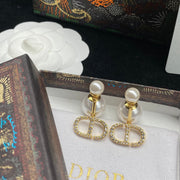 pearl earrings