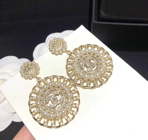 fashion delicate earrings