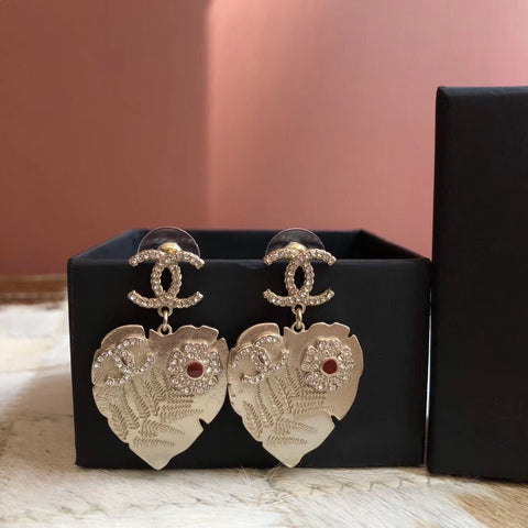 heart earrings