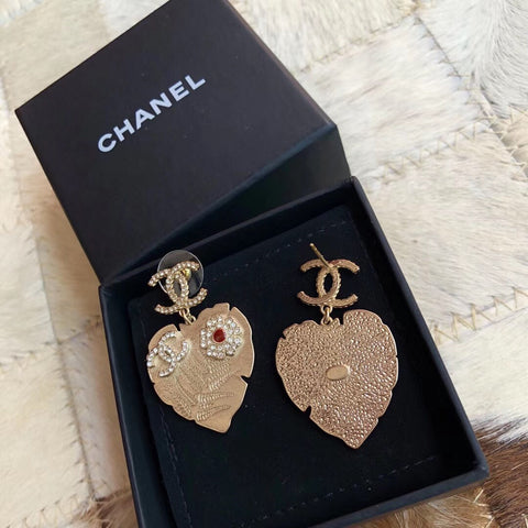 heart earrings