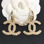 Hot Pearl Earrings