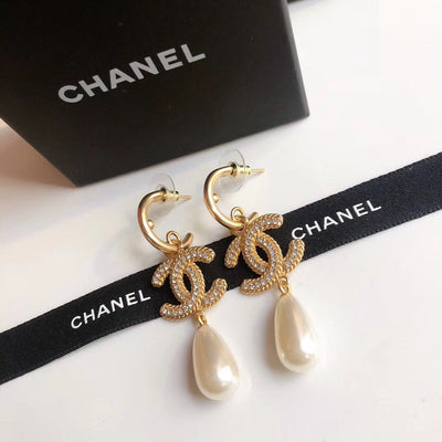 Golden Pearl Earrings