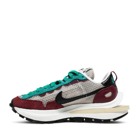 NIKE X SACAI VAPORWAFFLE VILLIAN RED NEPTUNE GREEN (NEW)