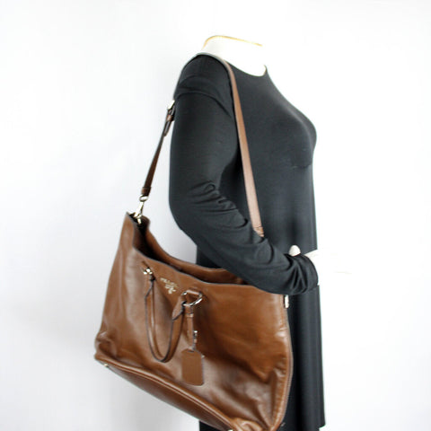 BN2477 Calf Shopping Tote