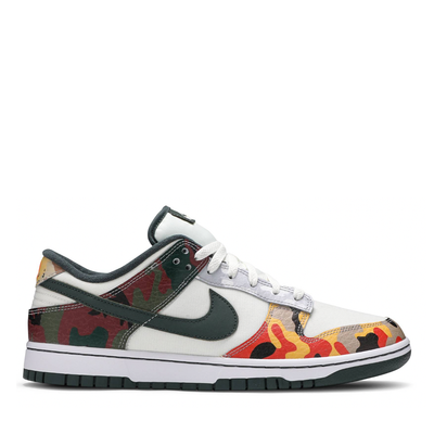 NIKE DUNK LOW SE SAIL MULTI VINTAGE GREEN CAMO (NEW)