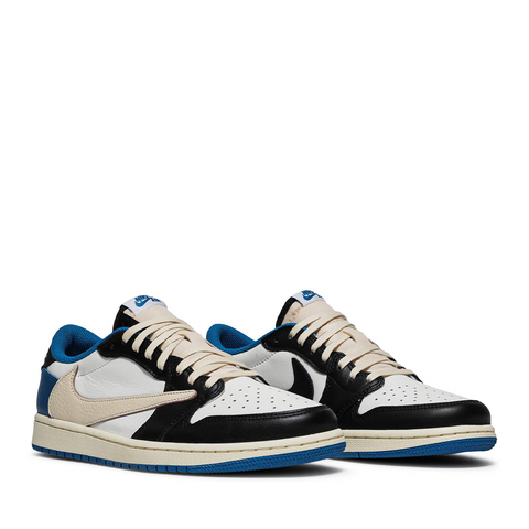 NIKE AIR JORDAN1 LOW TRAVIS SCOTT X FRAGMENT (NEW) -