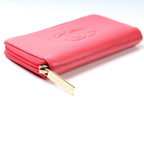 Timeless Caviar Zippy Small Wallet 17M