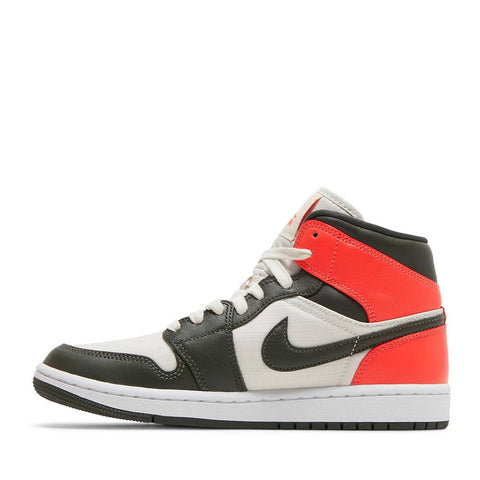 NIKE AIR JORDAN1 WMNS MID LIGHT OREWOOD (NEW) -