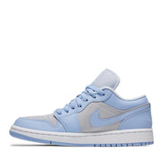 NIKE AIR JORDAN1 LOW WMNS UNIVERSITY BLUE FOOTBALL GREY (NEW)