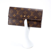 International Wallet Monogram