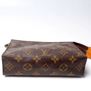 Toiletry Pouch 19 Vintage Monogram