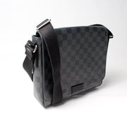 District PM Damier Graphite