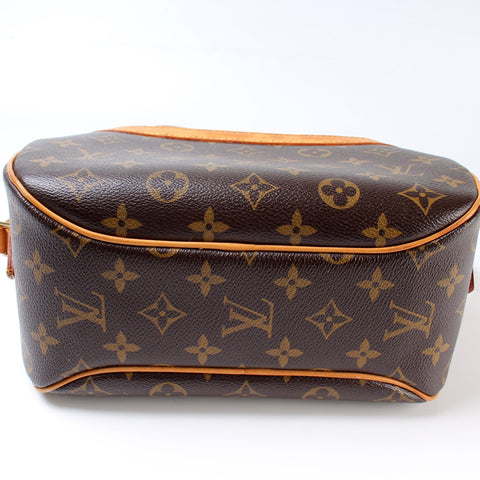 Blois Crossbody Monogram