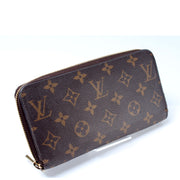 Zippy Wallet Monogram