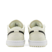 NIKE AIR JORDAN1 LOW COCONUT MILK WMNS (NEW)