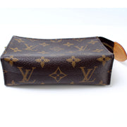 Toiletry Pouch 15 Monogram Newer