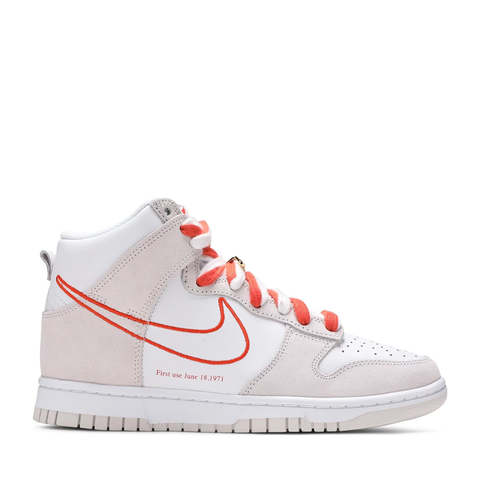 NIKE DUNK HIGH SE WMNS FIRST USE WHITE SAIL ORANGE (NEW) (NEW)