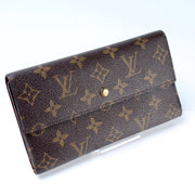 International Wallet Monogram