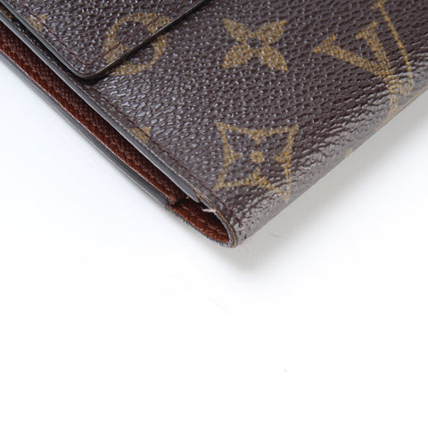 International Wallet Monogram