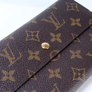 International Wallet Monogram