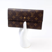 International Wallet Monogram