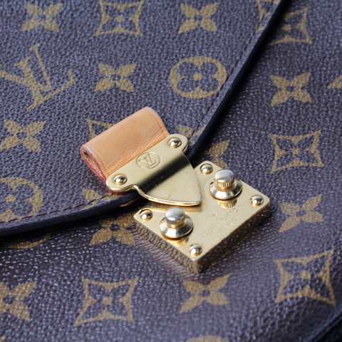 Pochette Metis Monogram