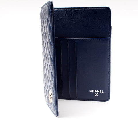 Camellia Passport Holder Quilted Lambskin