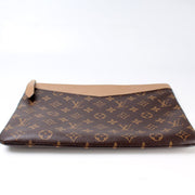 Daily Pouch Monogram