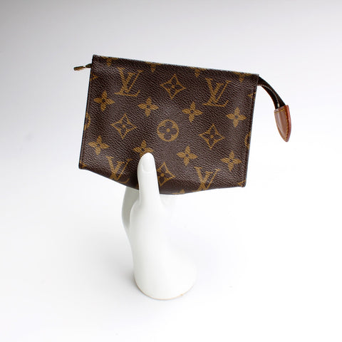 Toiletry Pouch 15 Monogram