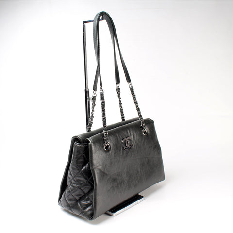 CC Flap Shoulder Bag