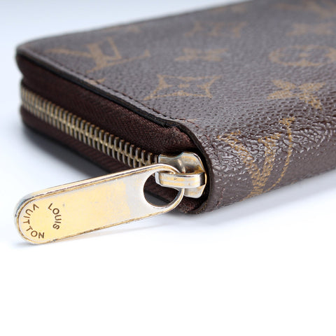 Zippy Wallet Monogram