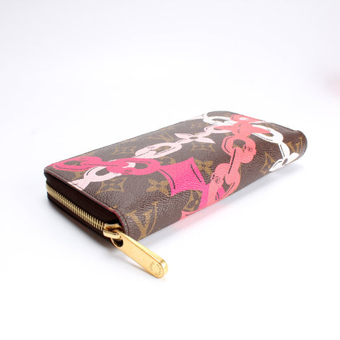 Zippy Wallet Chain Flower Monogram