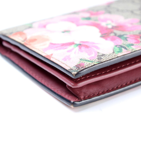 410088 Blooms Small Wallet